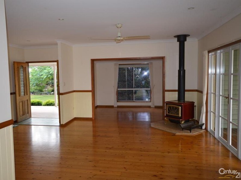 49 Daveys Drive, Branyan QLD 4670