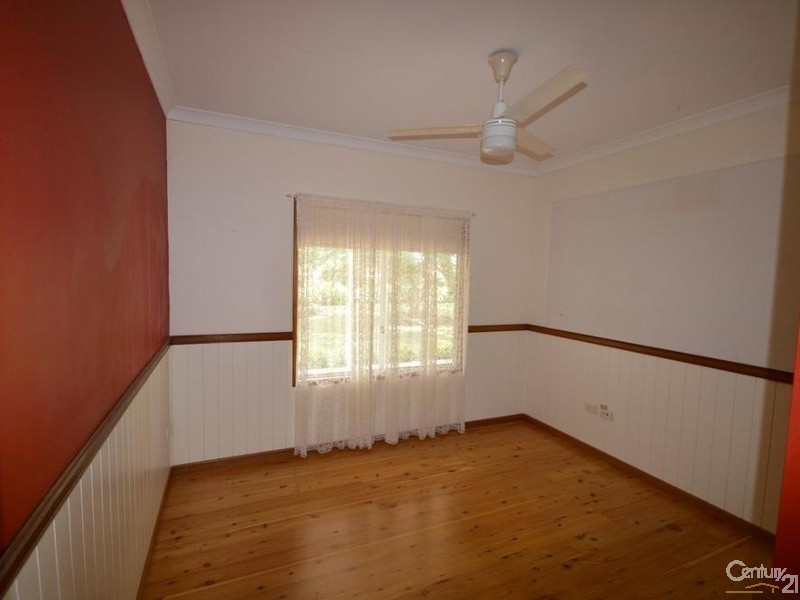 49 Daveys Drive, Branyan QLD 4670