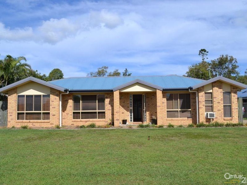 18 The Strand East, Thabeban QLD 4670