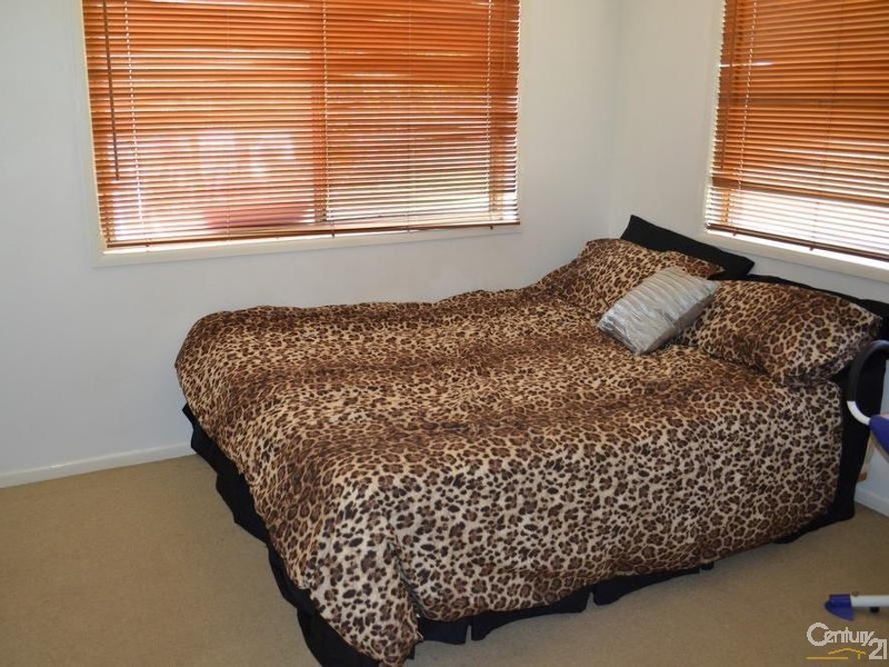 18 The Strand East, Thabeban QLD 4670