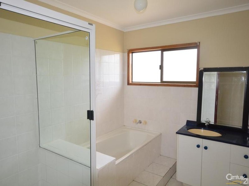 7 Rustic Road, Sharon QLD 4670