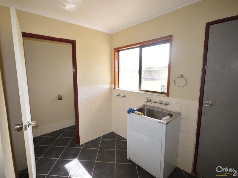 7 Rustic Road, Sharon QLD 4670