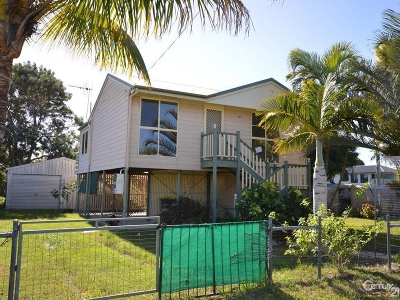 21 Duffy Street, Burnett Heads QLD 4670