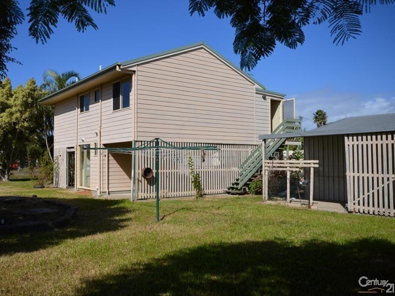21 Duffy Street, Burnett Heads QLD 4670