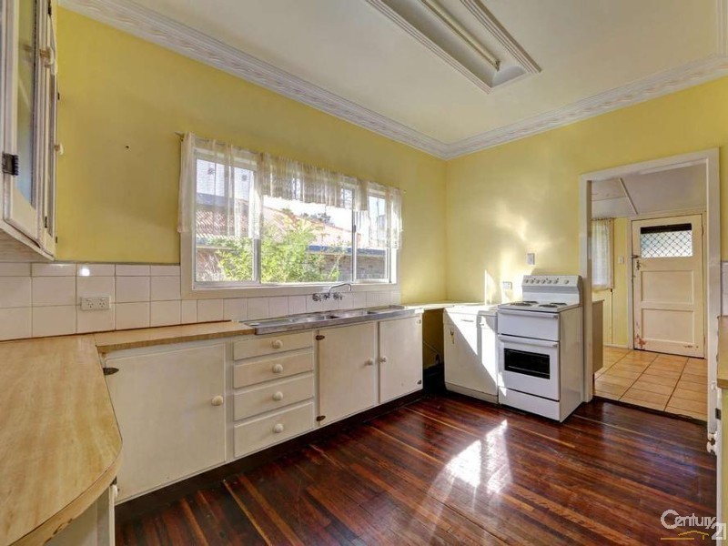 49 Montgomery Street, Svensson Heights QLD 4670