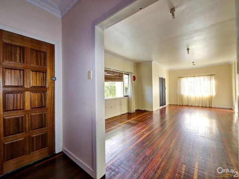 49 Montgomery Street, Svensson Heights QLD 4670