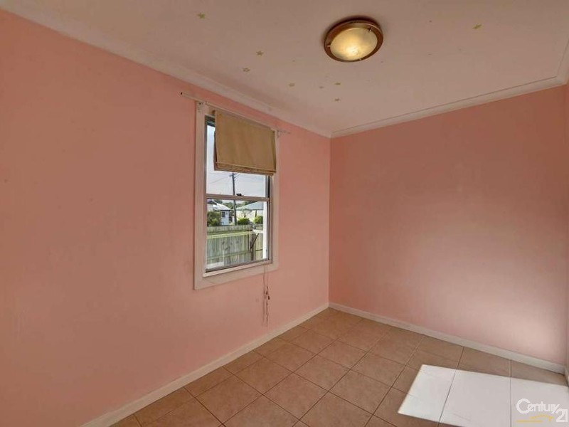 46 Water Street, Walkervale QLD 4670