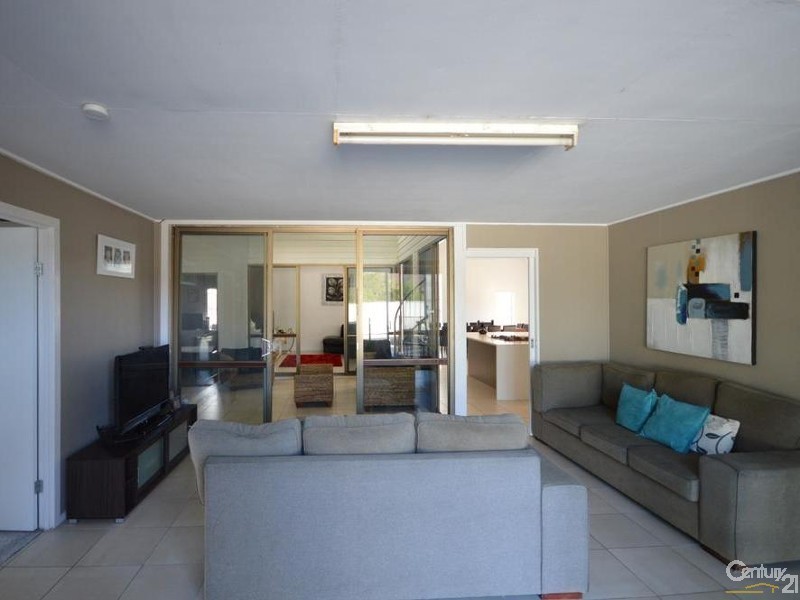 9 Crane Street, Kepnock QLD 4670