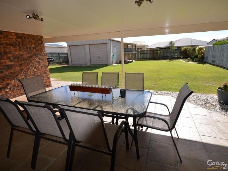 25 Maike Street, Kalkie QLD 4670