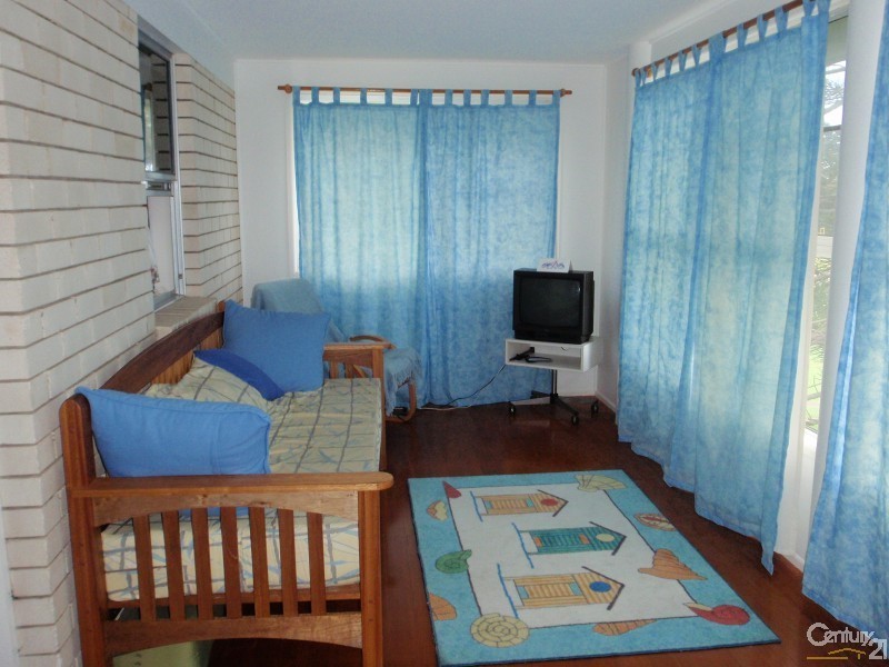 48 The Esplanade, Elliott Heads QLD 4670