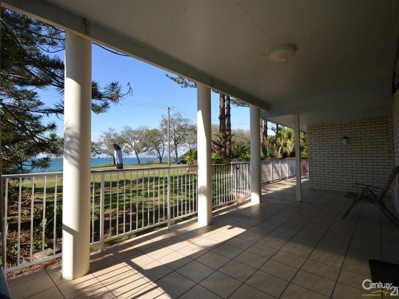 48 The Esplanade, Elliott Heads QLD 4670
