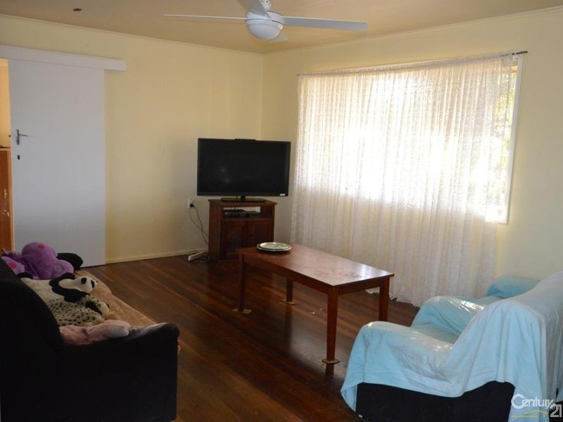 10 McCarthy Street, Avenell Heights QLD 4670