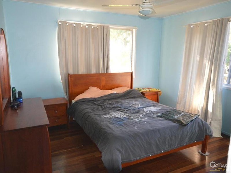 10 McCarthy Street, Avenell Heights QLD 4670