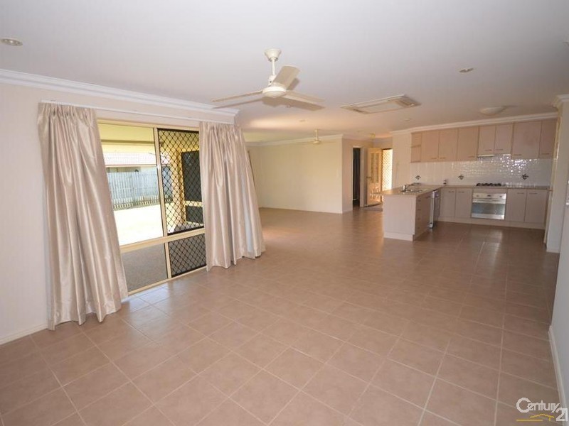 45 Robina Drive, Avoca QLD 4670