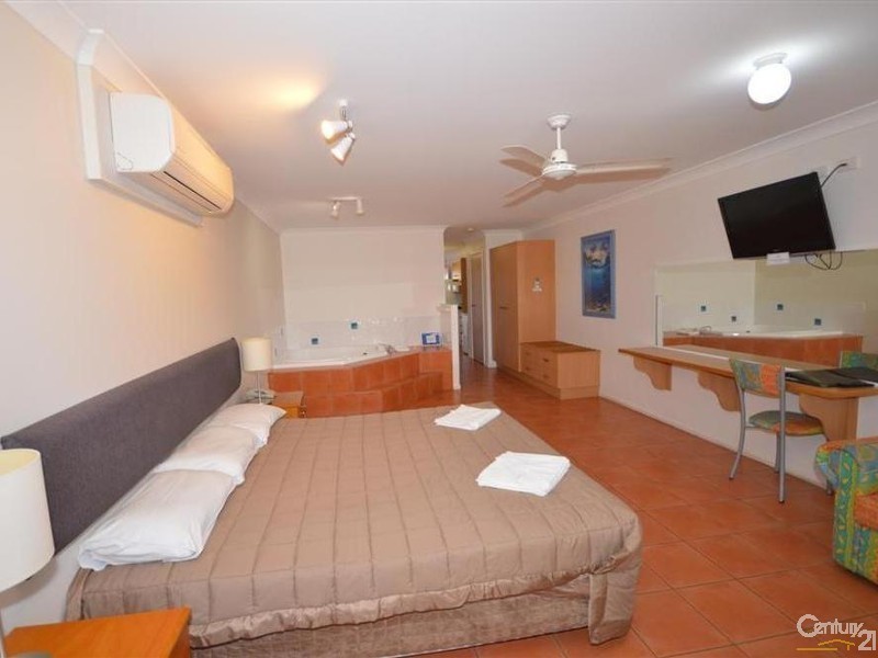 Unit 32 Pebble Beach Drive, Coral Cove QLD 4670