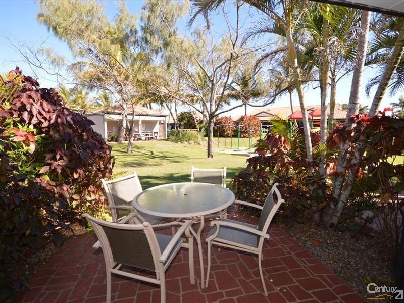 Unit 32 Pebble Beach Drive, Coral Cove QLD 4670