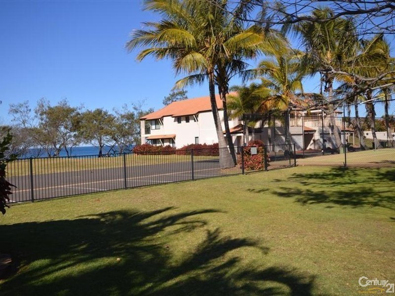 Unit 32 Pebble Beach Drive, Coral Cove QLD 4670
