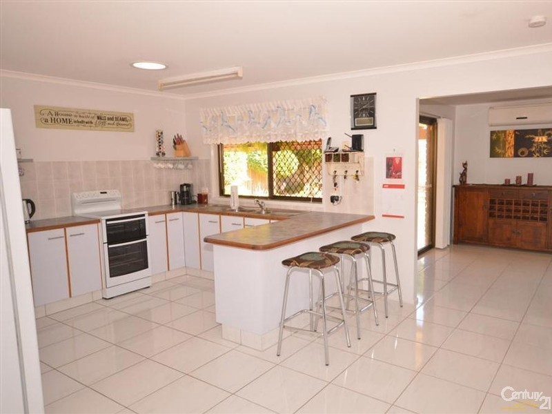 27 Shaw Street, Norville QLD 4670