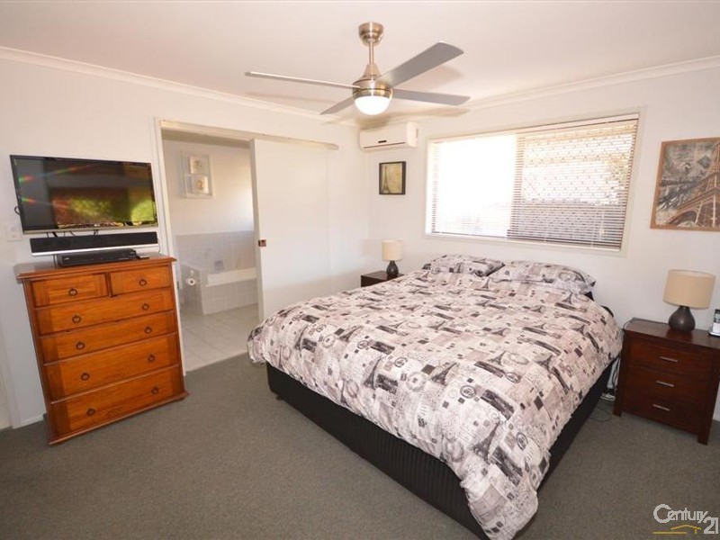 27 Shaw Street, Norville QLD 4670