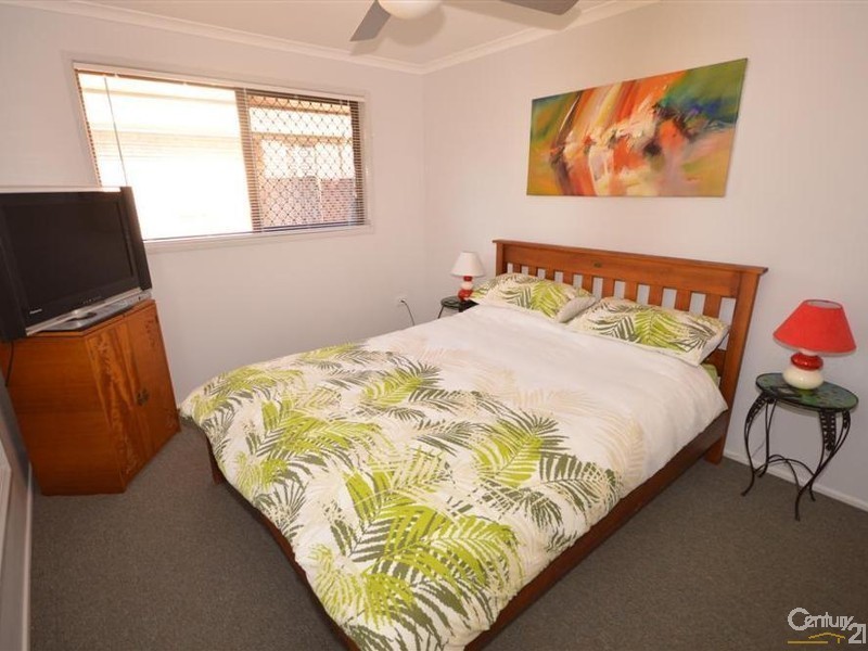 27 Shaw Street, Norville QLD 4670