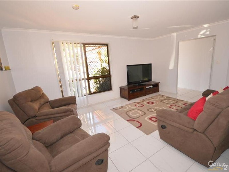 27 Shaw Street, Norville QLD 4670