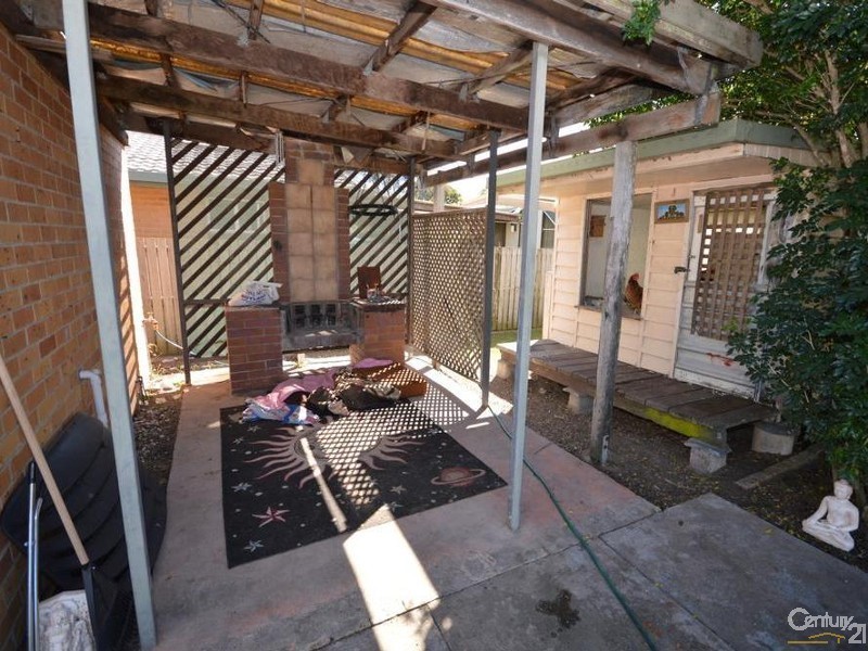 10 Spear Street, Bundaberg South QLD 4670