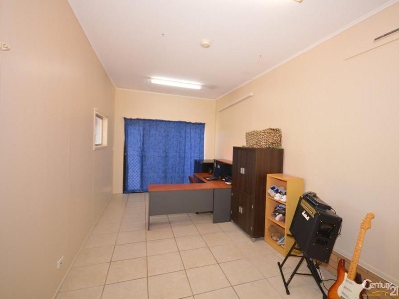 6 Greathead Road, Kepnock QLD 4670