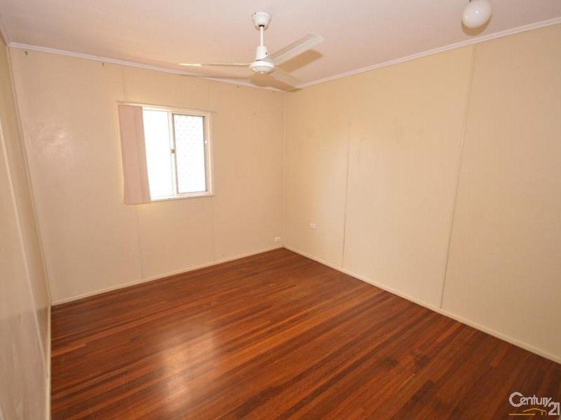 12 Child Street, Svensson Heights QLD 4670