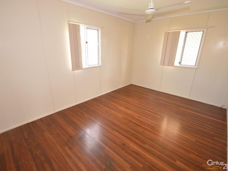 12 Child Street, Svensson Heights QLD 4670
