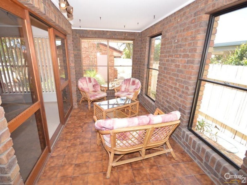 5 Murphy Court, Avenell Heights QLD 4670