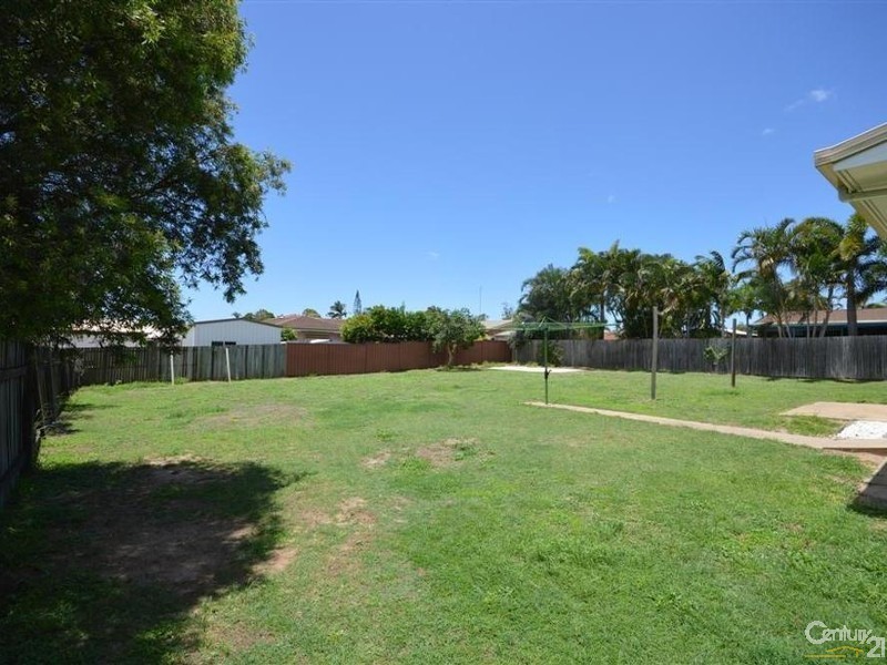 7 The Broadway, Avoca QLD 4670