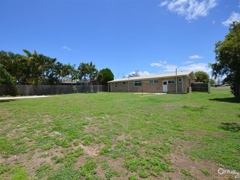 7 The Broadway, Avoca QLD 4670