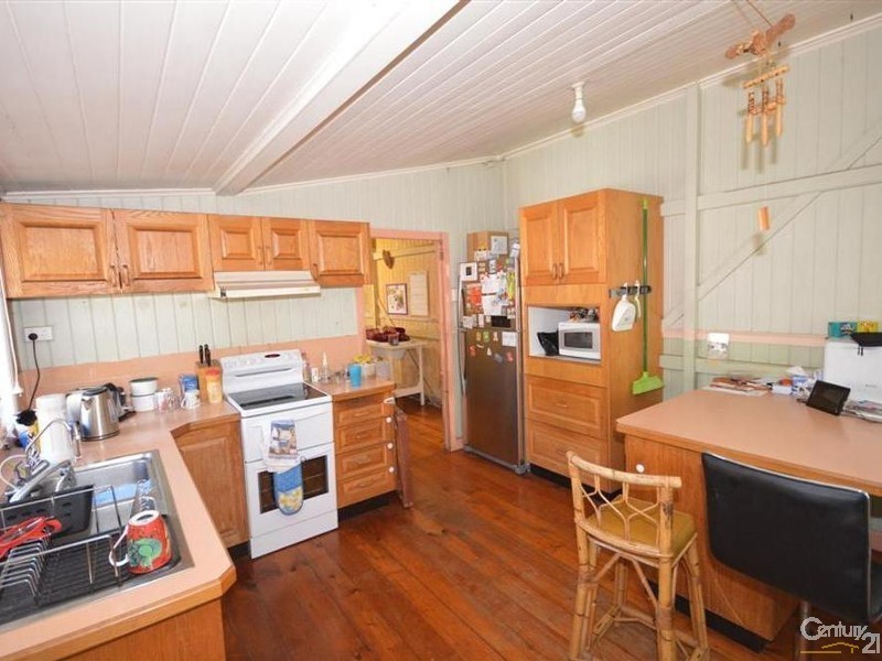 16 Griffith Street, Bundaberg South QLD 4670