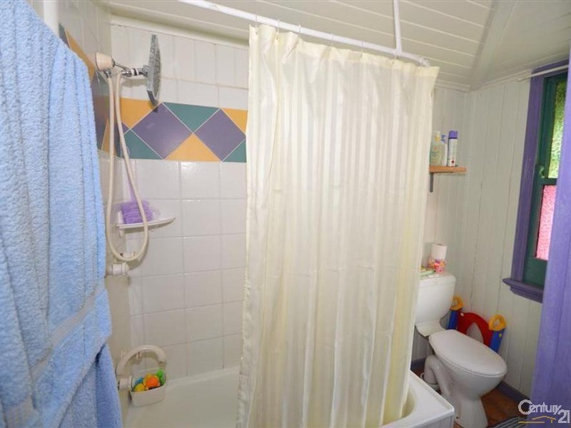 16 Griffith Street, Bundaberg South QLD 4670