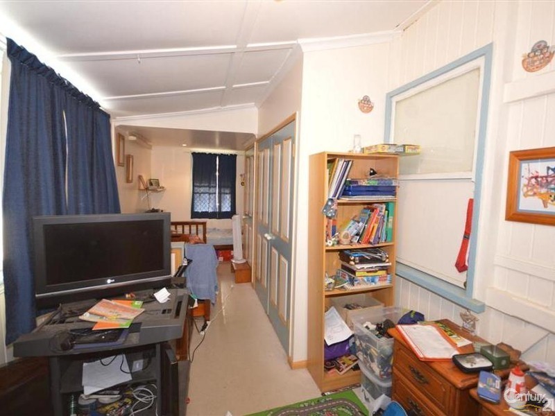 16 Griffith Street, Bundaberg South QLD 4670