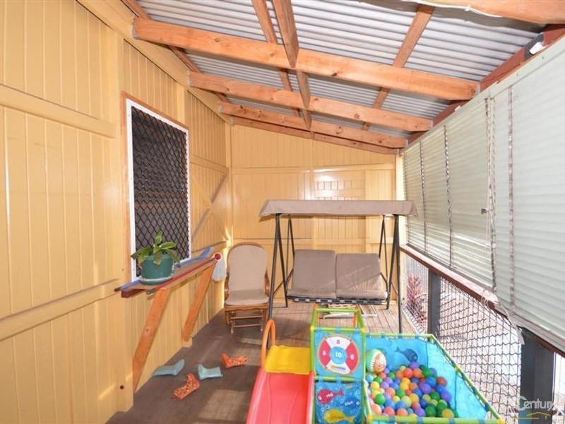 16 Griffith Street, Bundaberg South QLD 4670