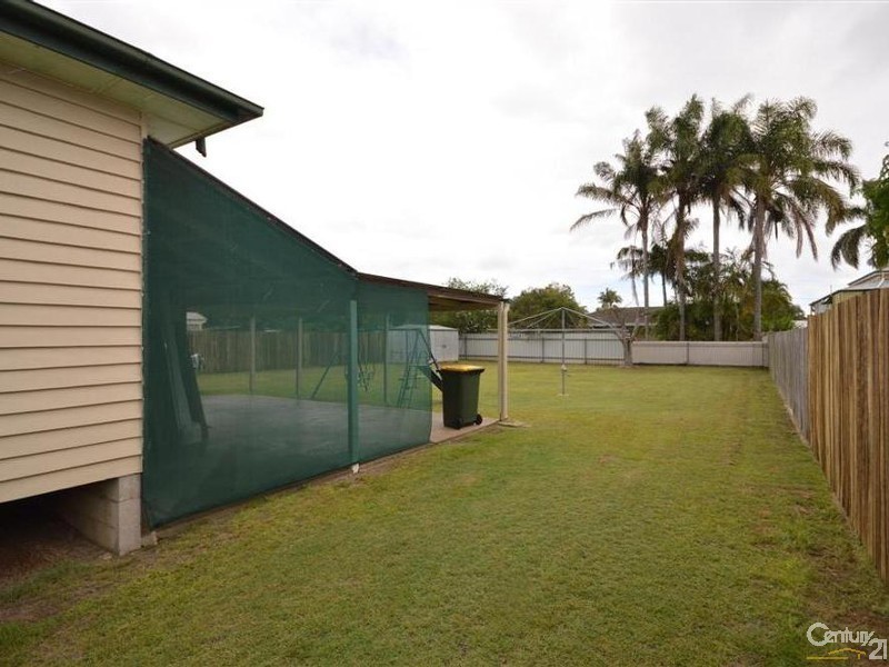 18 Alamein Street, Svensson Heights QLD 4670