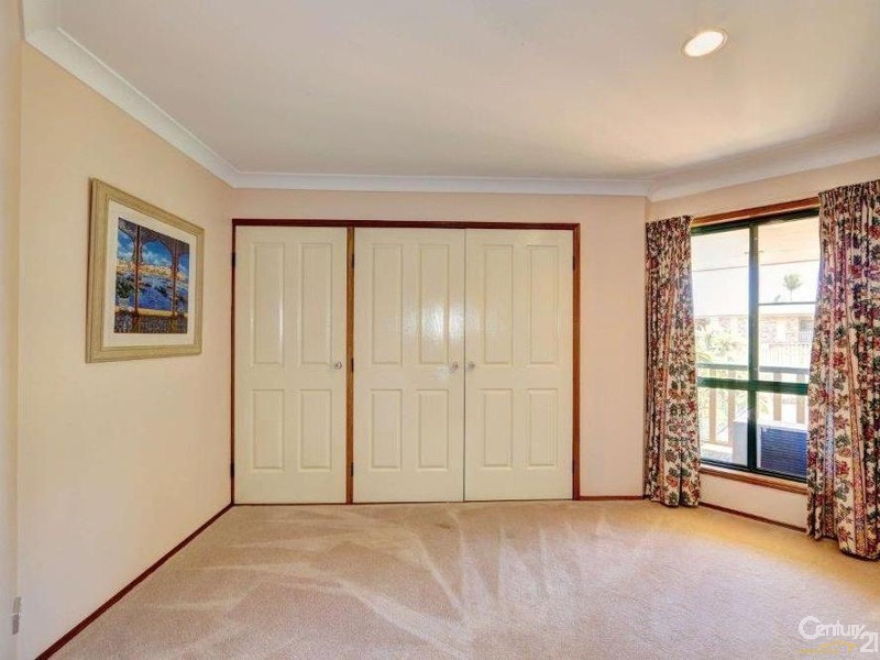 30 Linden Crescent, Qunaba QLD 4670