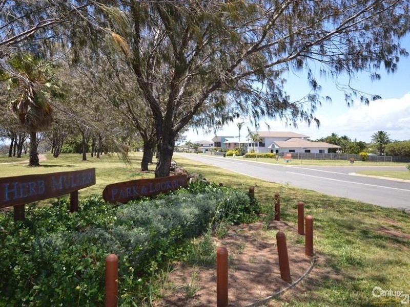 109 Barolin Esplanade, Coral Cove QLD 4670