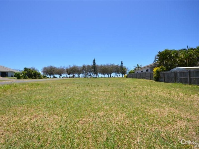 109 Barolin Esplanade, Coral Cove QLD 4670