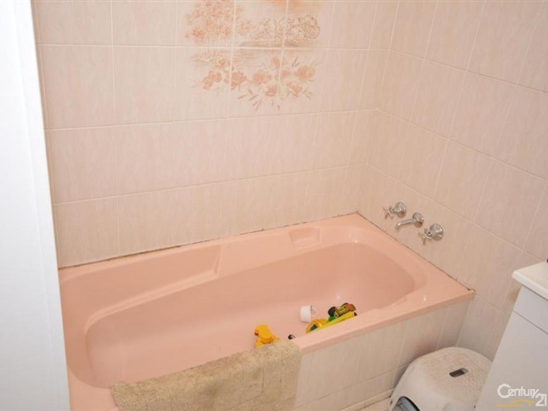 6 Kingsford Street, Kalkie QLD 4670