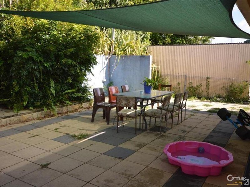 6 Kingsford Street, Kalkie QLD 4670