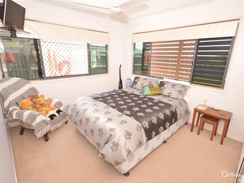 9 Foster Drive, Bundaberg North QLD 4670
