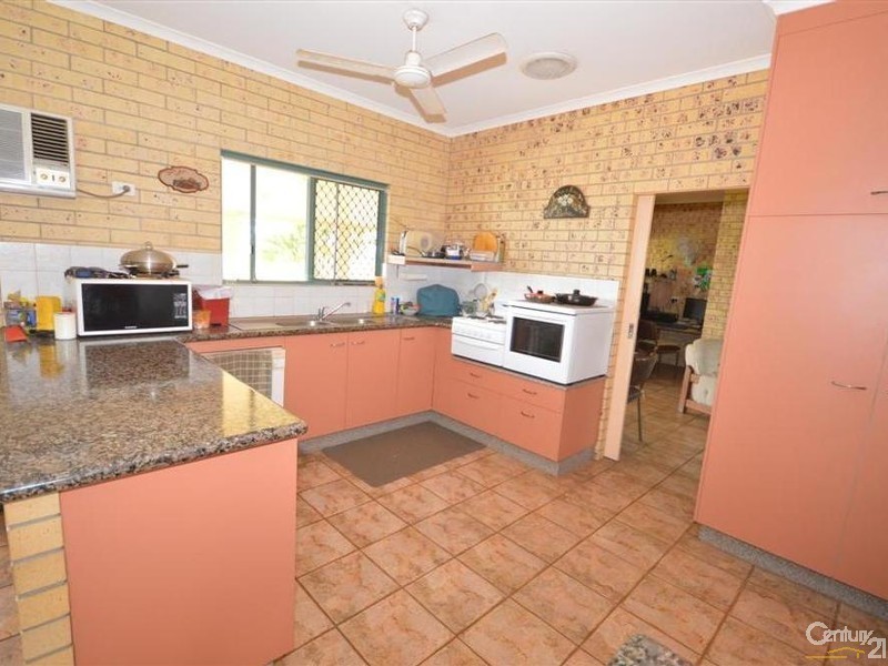 73  Oakwood School Road, Oakwood QLD 4670