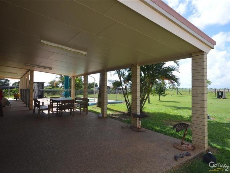 73  Oakwood School Road, Oakwood QLD 4670