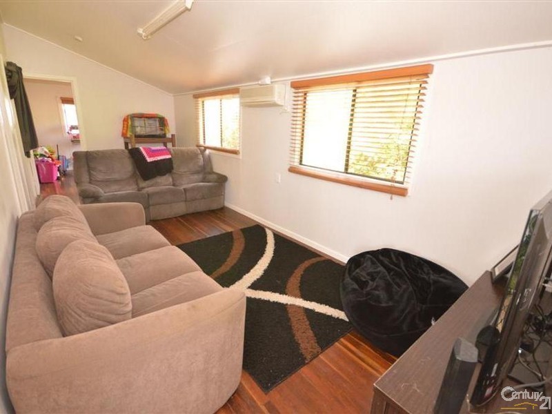 18 Gibson Street, Avenell Heights QLD 4670