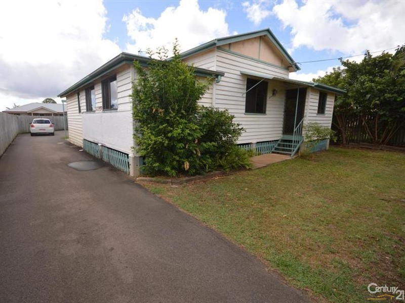 18 Gibson Street, Avenell Heights QLD 4670