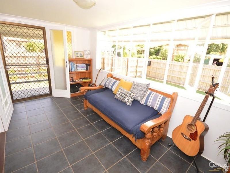 15 Svensson Street, Svensson Heights QLD 4670