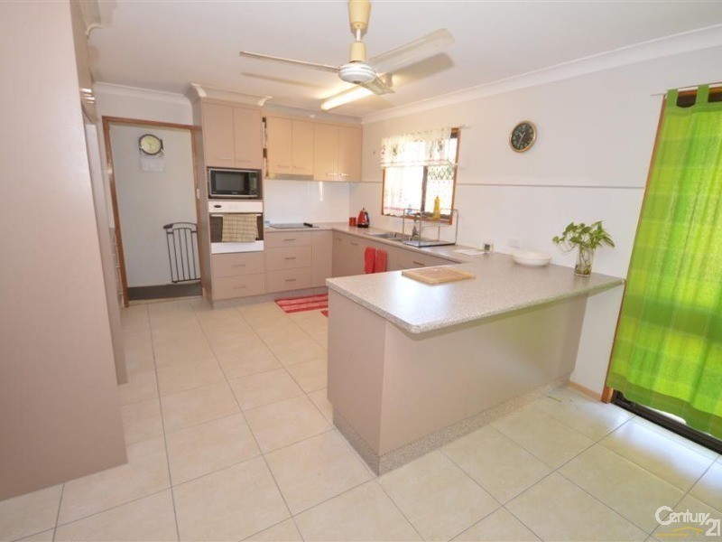 24 Stevenson Street, Kepnock QLD 4670
