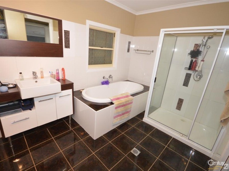 342 Fairymead Road, Gooburrum QLD 4670